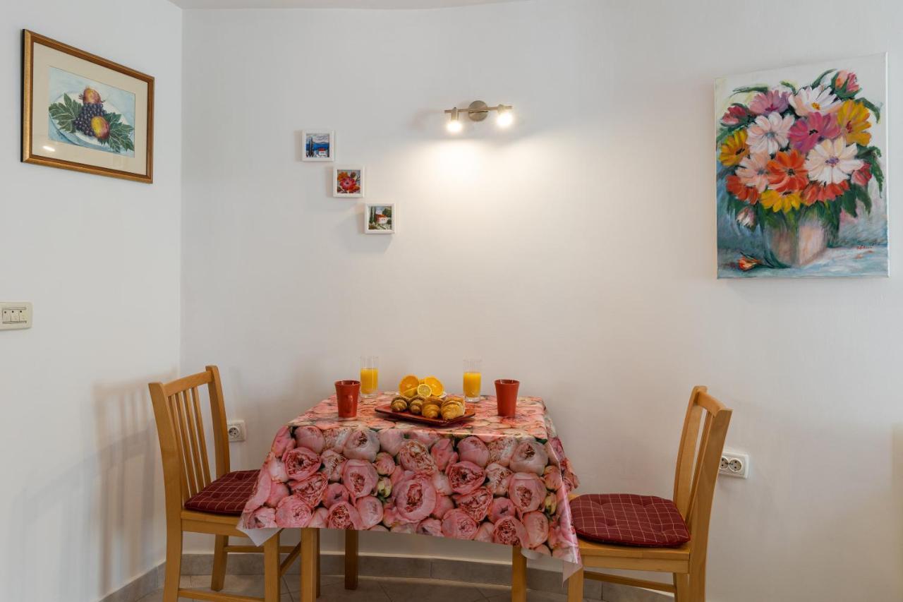Apartment Lorena *