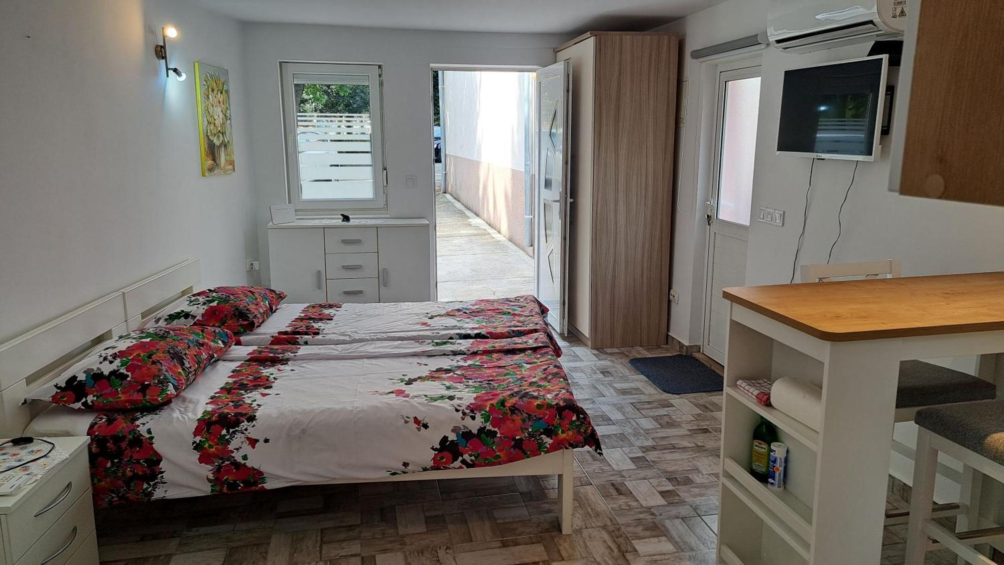 Lorena Apartma