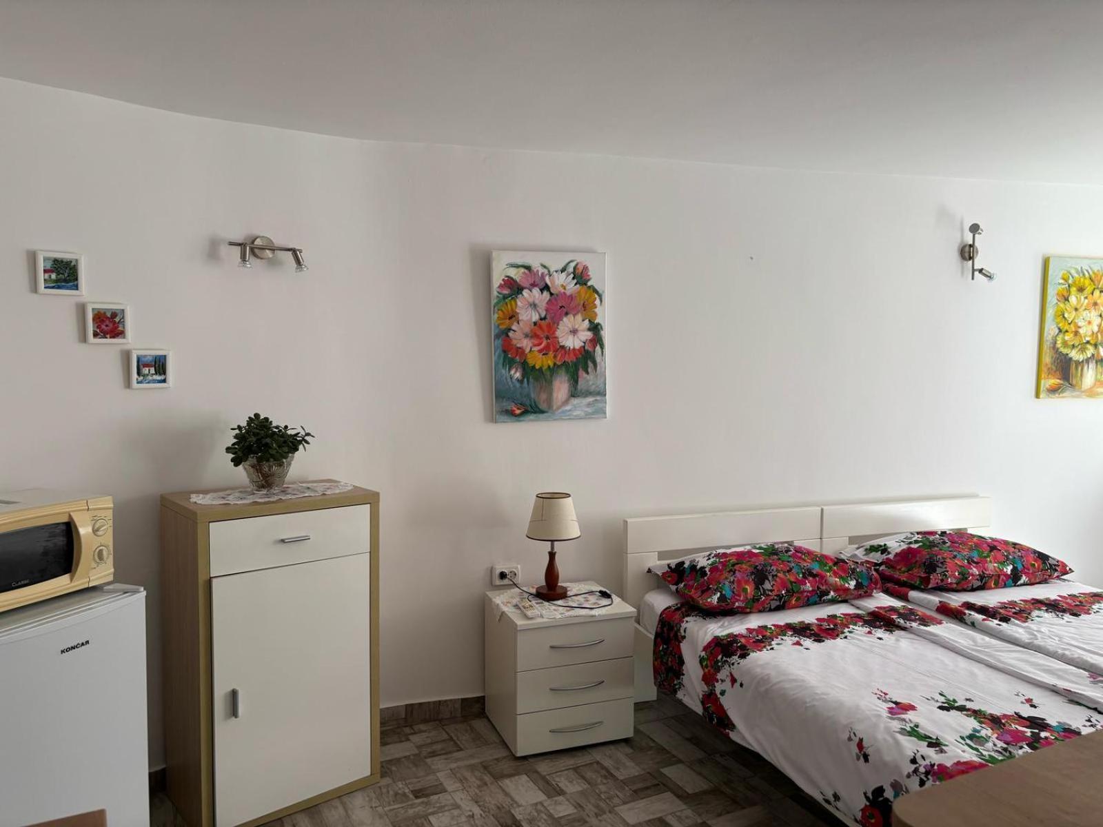 Apartma Lorena *